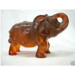 Rare exquisite amber carved elephant statue adornment